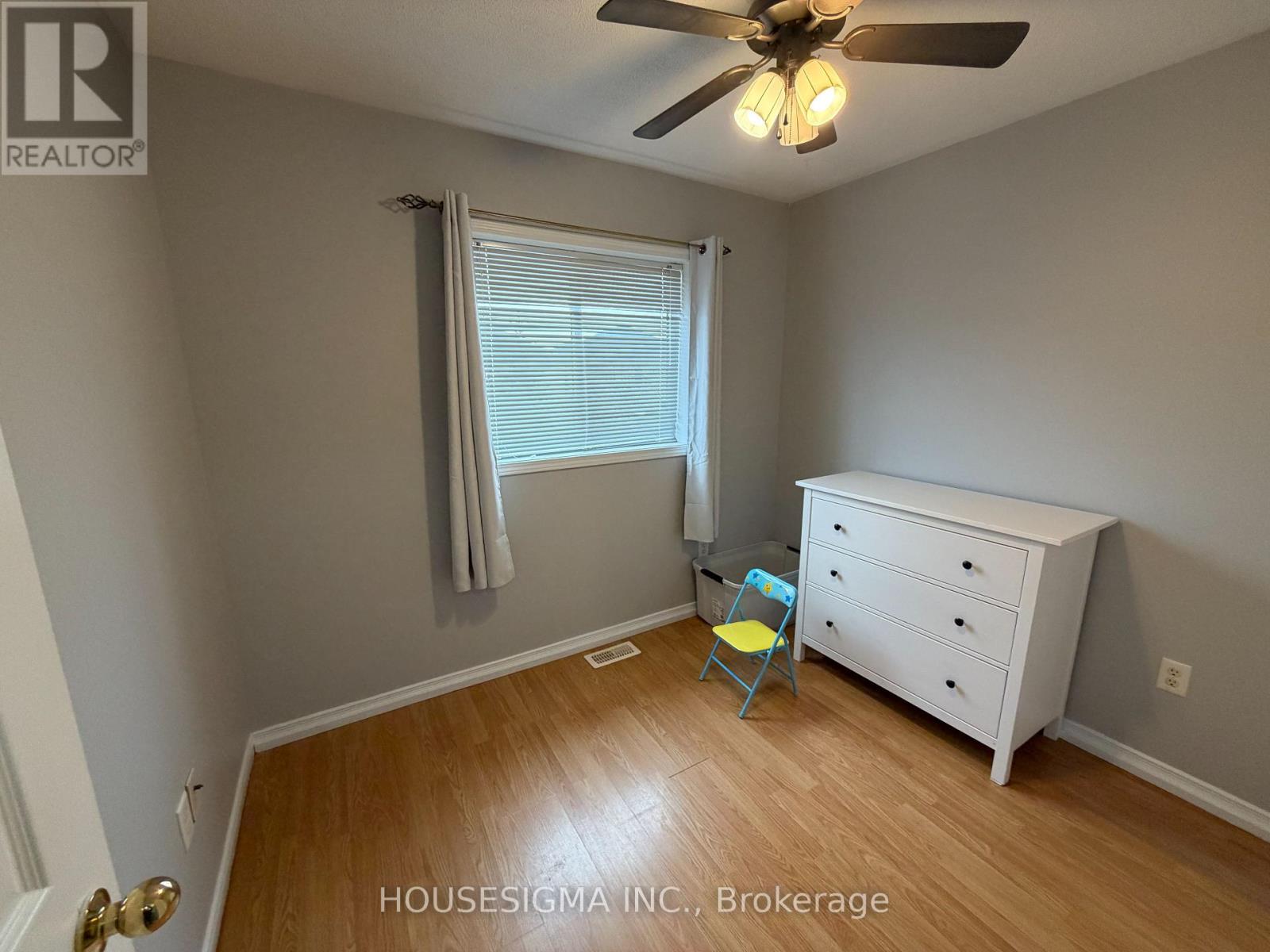 58 Lookout Street, Essa, Ontario  L0M 1B4 - Photo 17 - N12992118