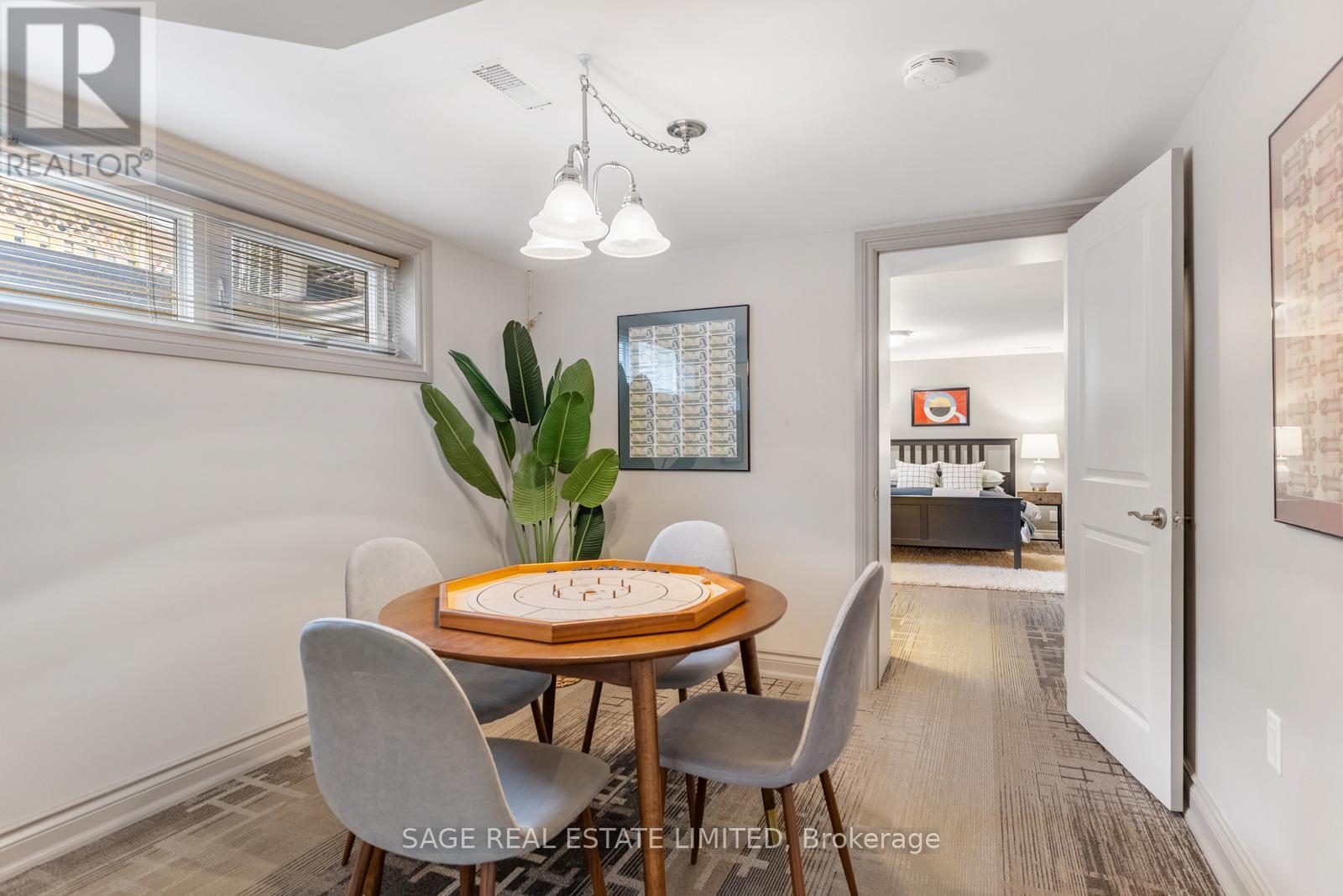 31 Ashwood Crescent, Toronto, Ontario  M9A 1Z2 - Photo 34 - W12934638