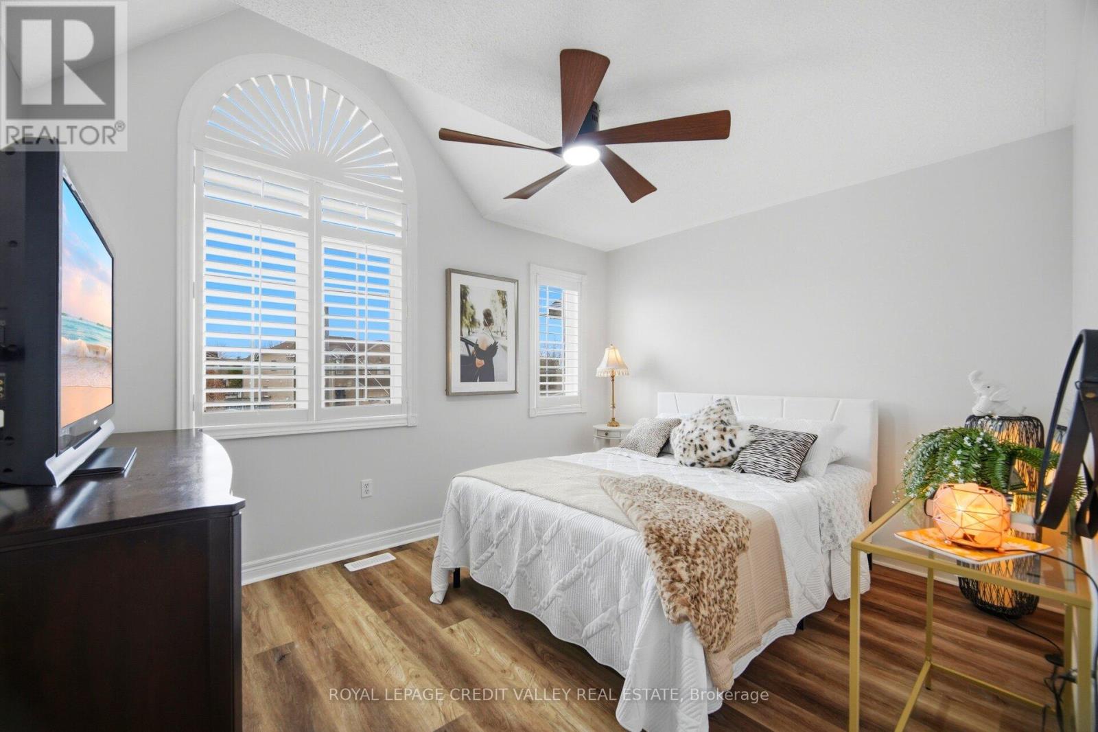 75 Royal Valley Drive S, Caledon, Ontario  L7C 1A2 - Photo 21 - W12991334