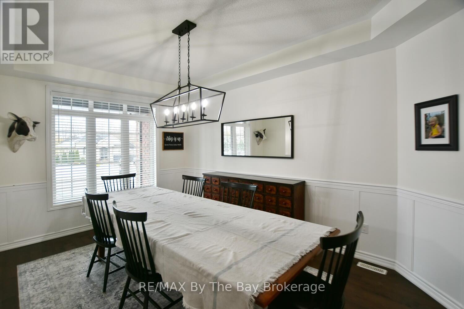 17 Basswood Drive, Wasaga Beach, Ontario  L9Z 0A8 - Photo 11 - S12994720