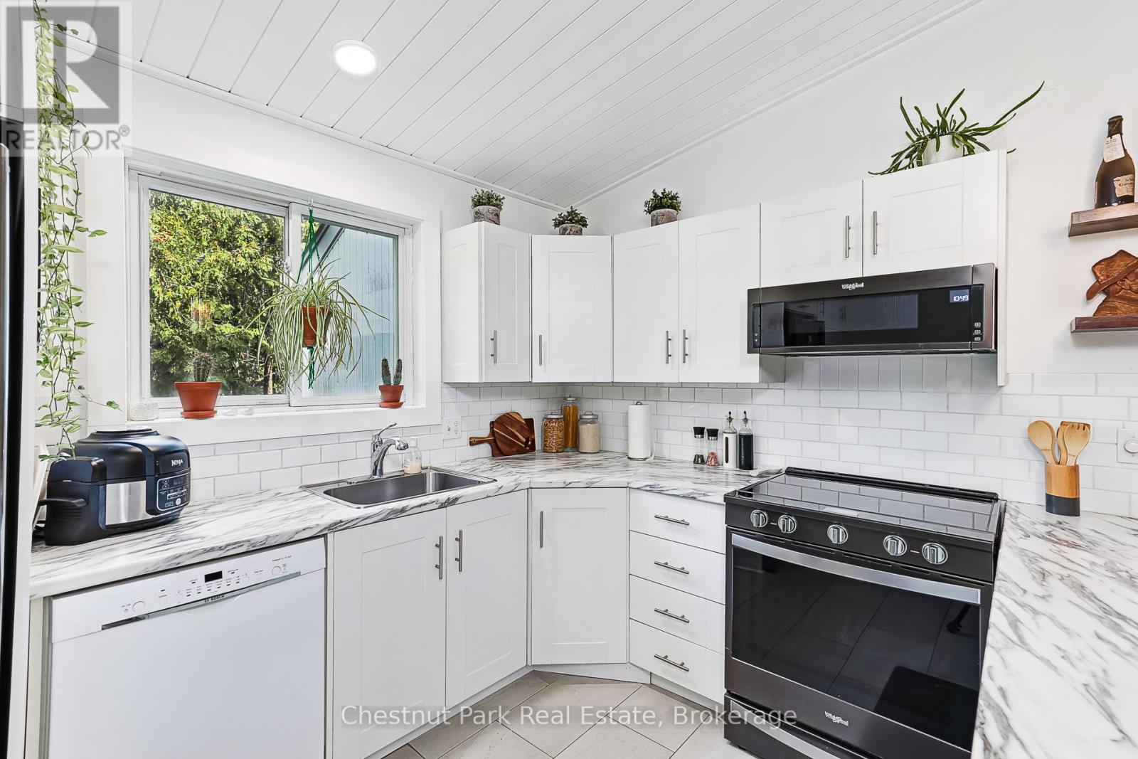 407 - 12 Dawson Drive, Collingwood, Ontario  L9Y 5B4 - Photo 31 - S12994736