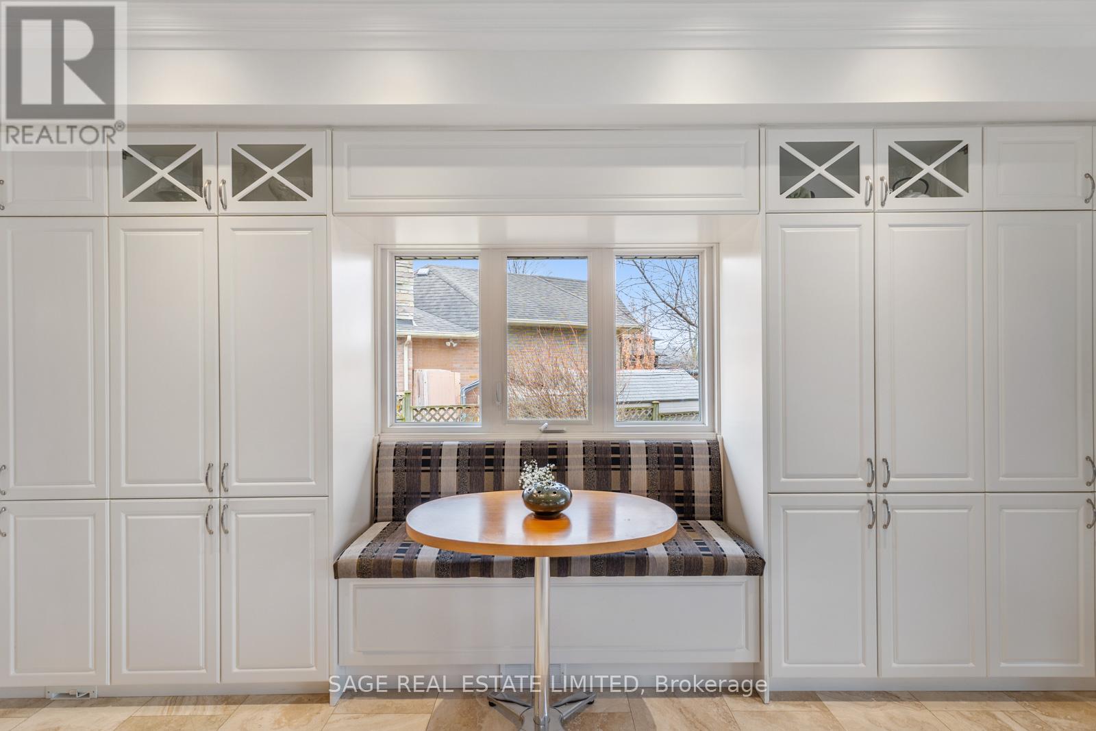 31 Ashwood Crescent, Toronto, Ontario  M9A 1Z2 - Photo 17 - W12934638