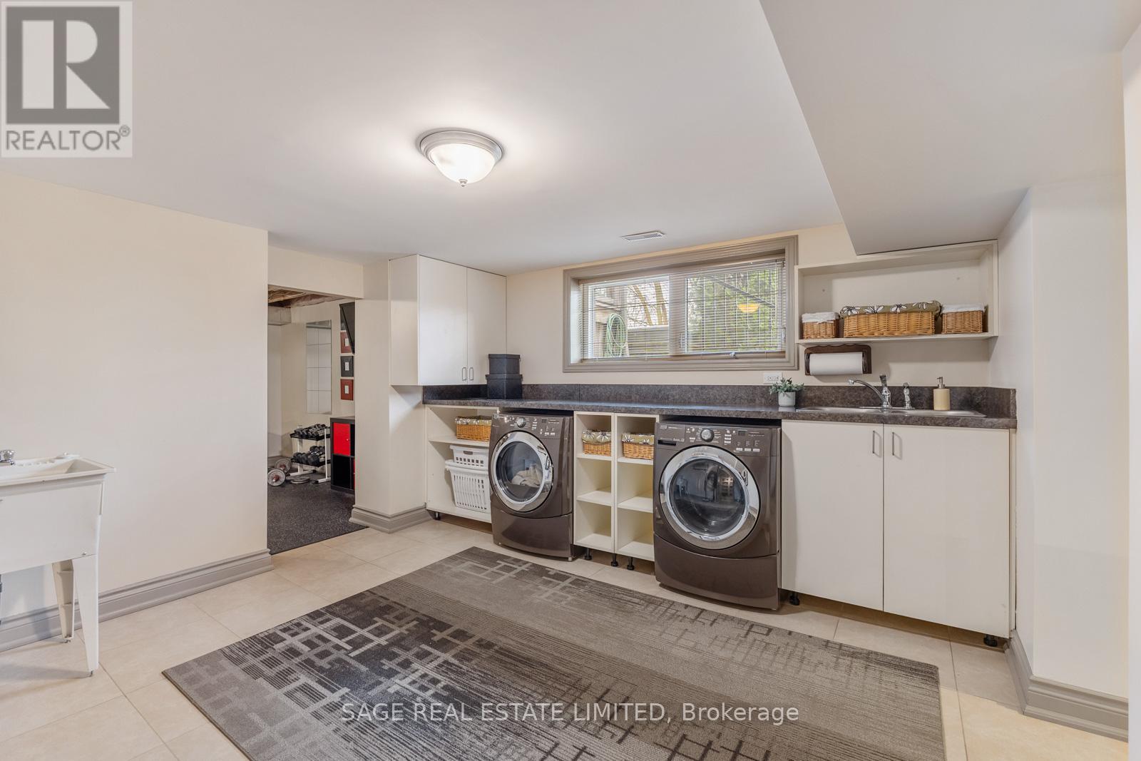 31 Ashwood Crescent, Toronto, Ontario  M9A 1Z2 - Photo 39 - W12934638