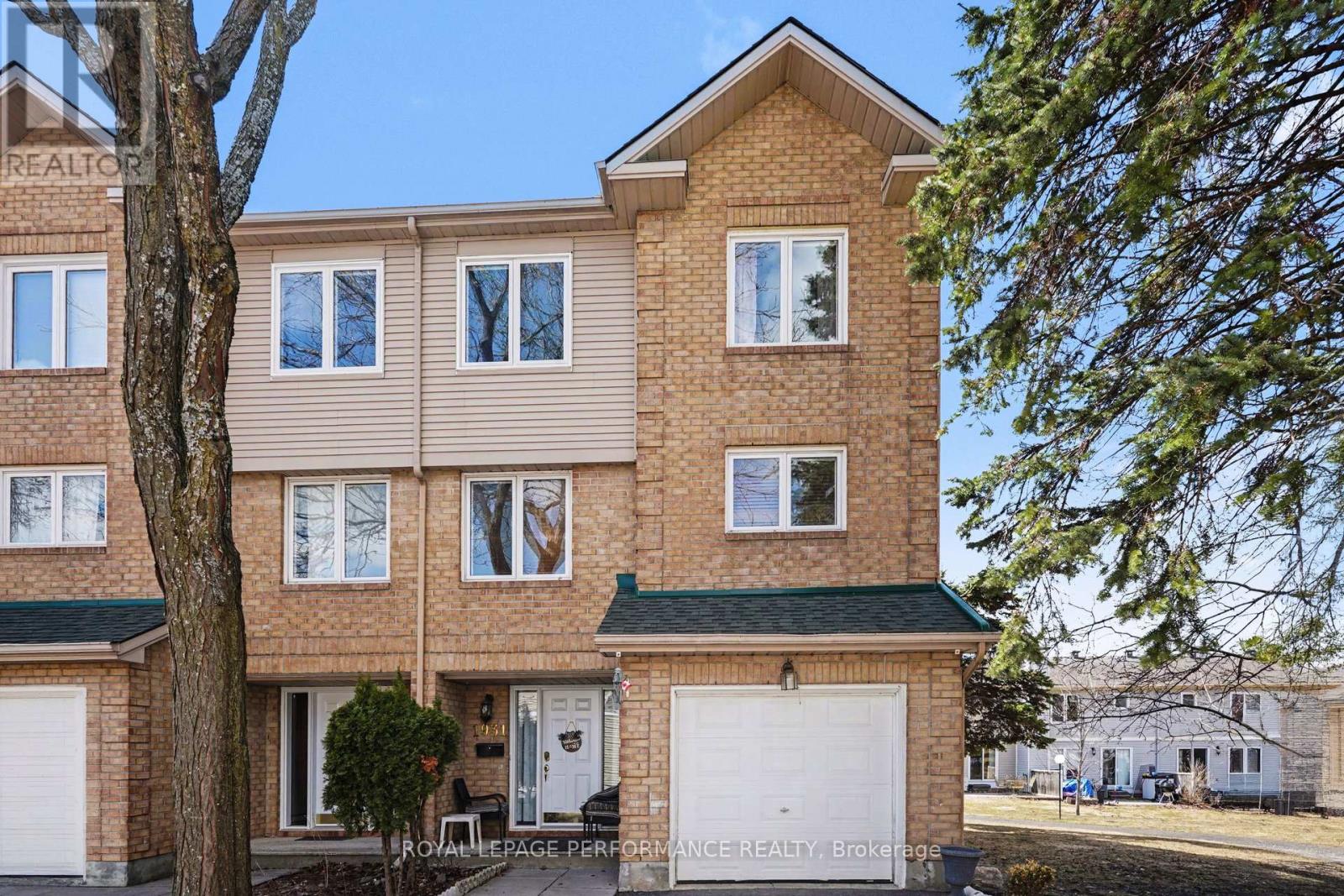 1931 Ashmont Street, Ottawa, Ontario  K1C 7B9 - Photo 40 - X12819002