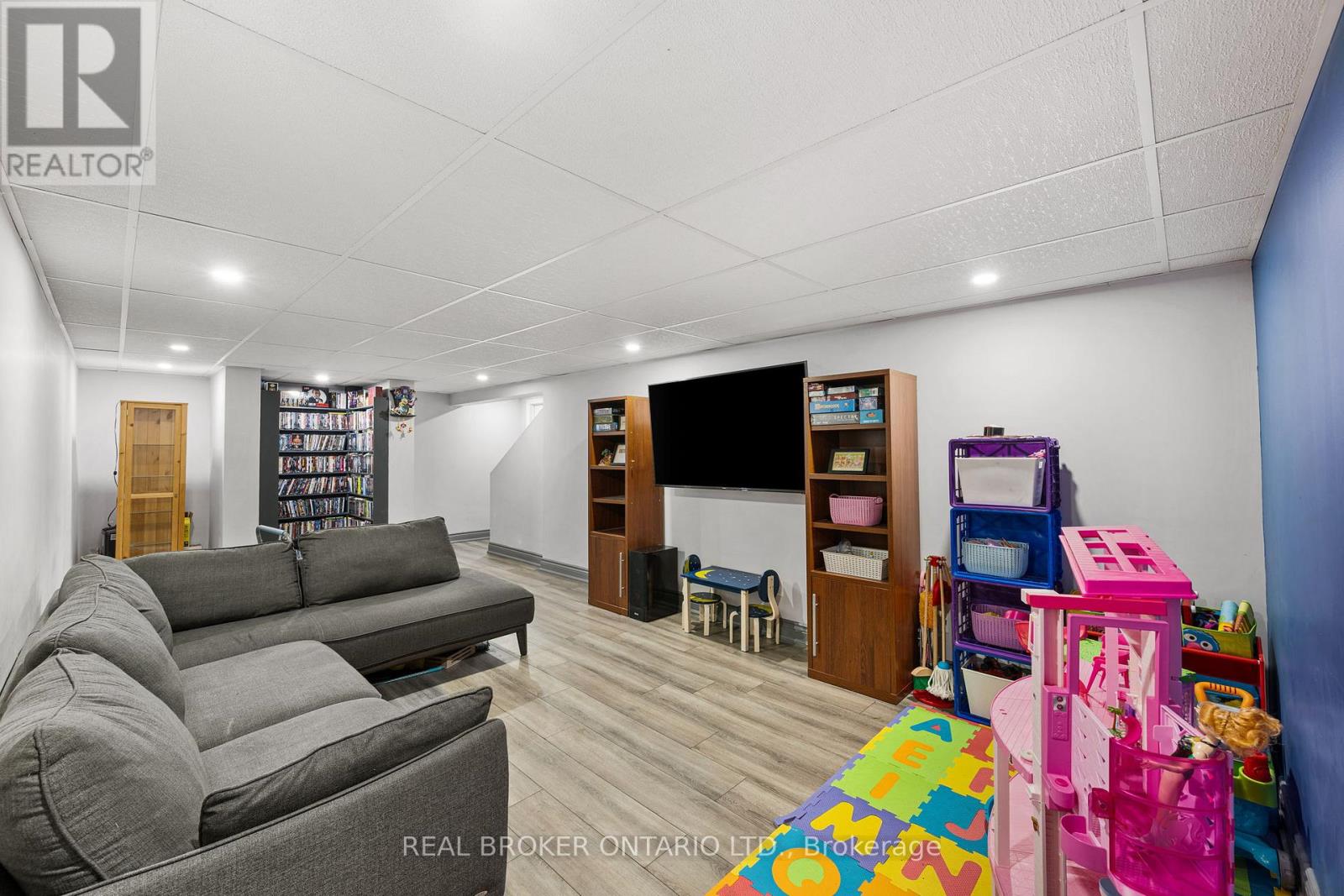 15658 County 43 Road, North Stormont, Ontario  K0C 1K0 - Photo 27 - X12864208