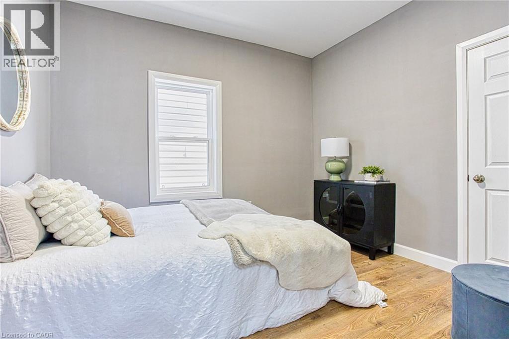 267 Rosslyn Avenue N, Hamilton, Ontario  L8L 7P9 - Photo 12 - 40819627