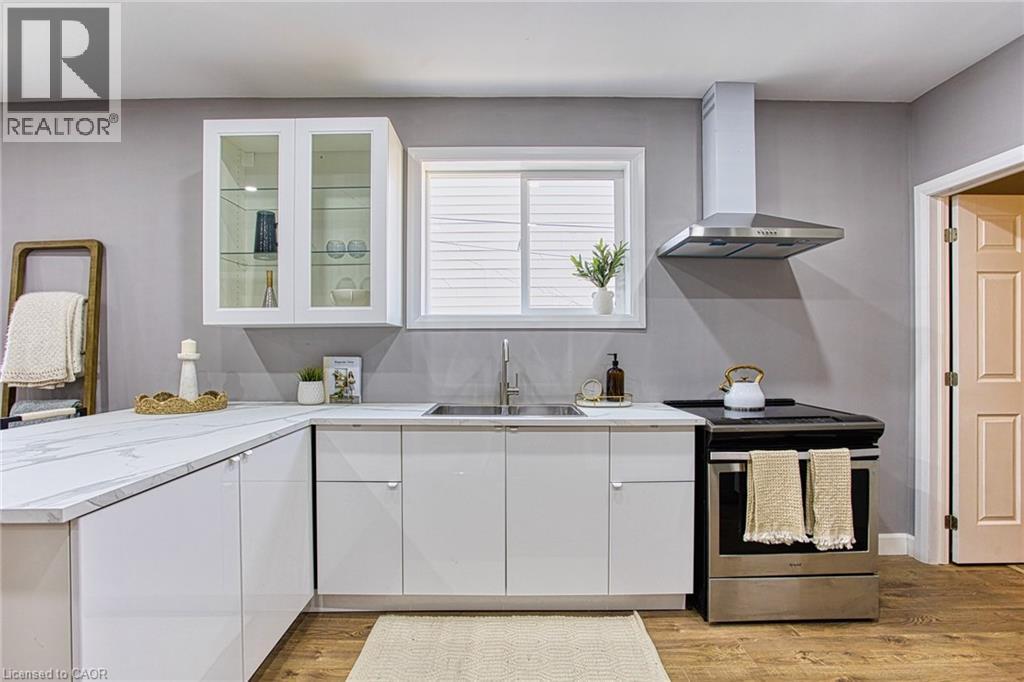 267 Rosslyn Avenue N, Hamilton, Ontario  L8L 7P9 - Photo 15 - 40819627