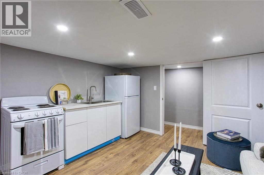 267 Rosslyn Avenue N, Hamilton, Ontario  L8L 7P9 - Photo 22 - 40819627