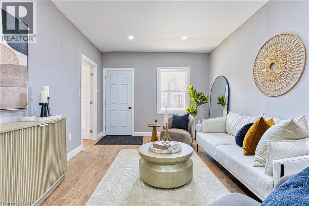 267 Rosslyn Avenue N, Hamilton, Ontario  L8L 7P9 - Photo 9 - 40819627