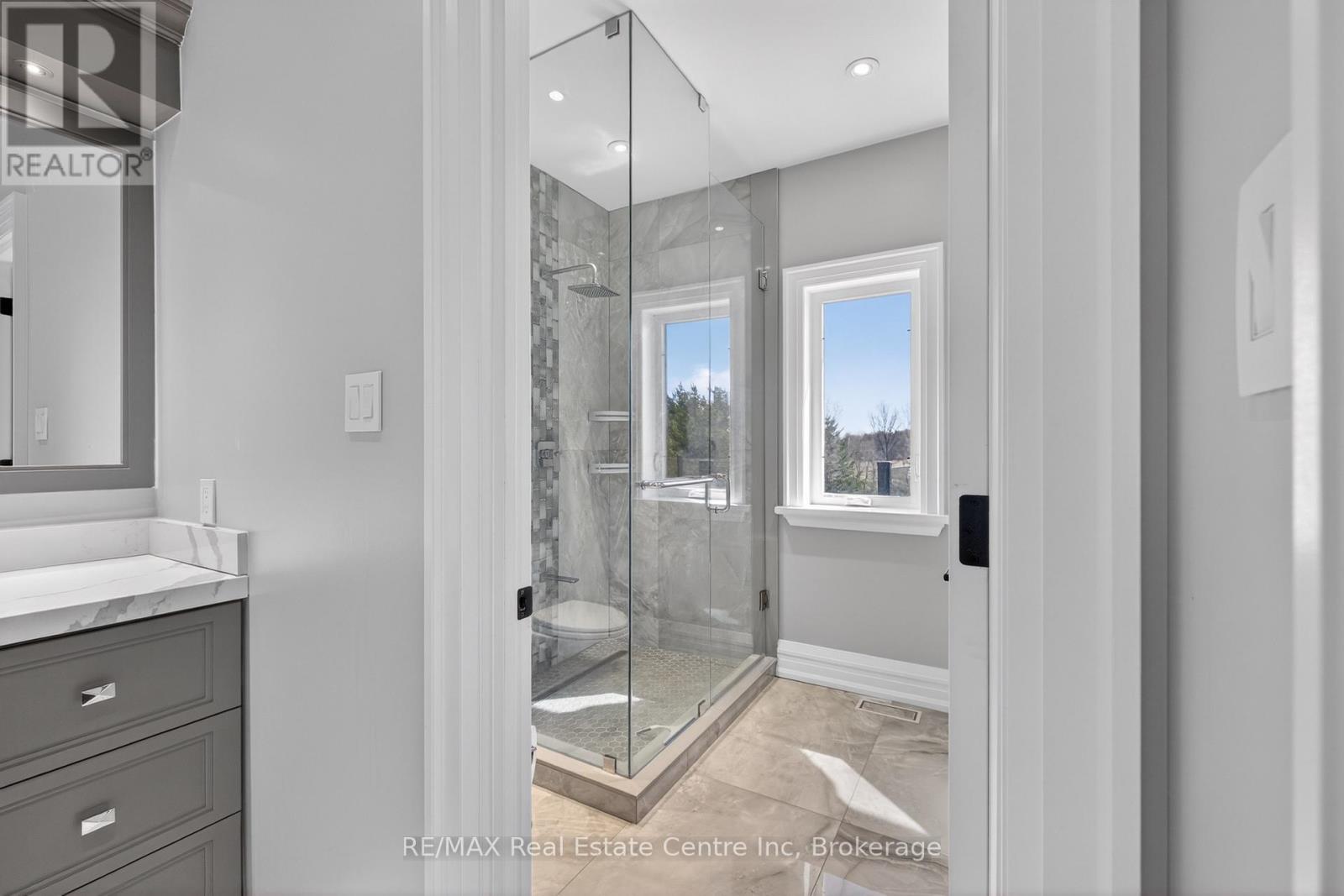 7645 Maltby Road E, Puslinch, Ontario N0B 2J0 - Photo 36 - X12994626