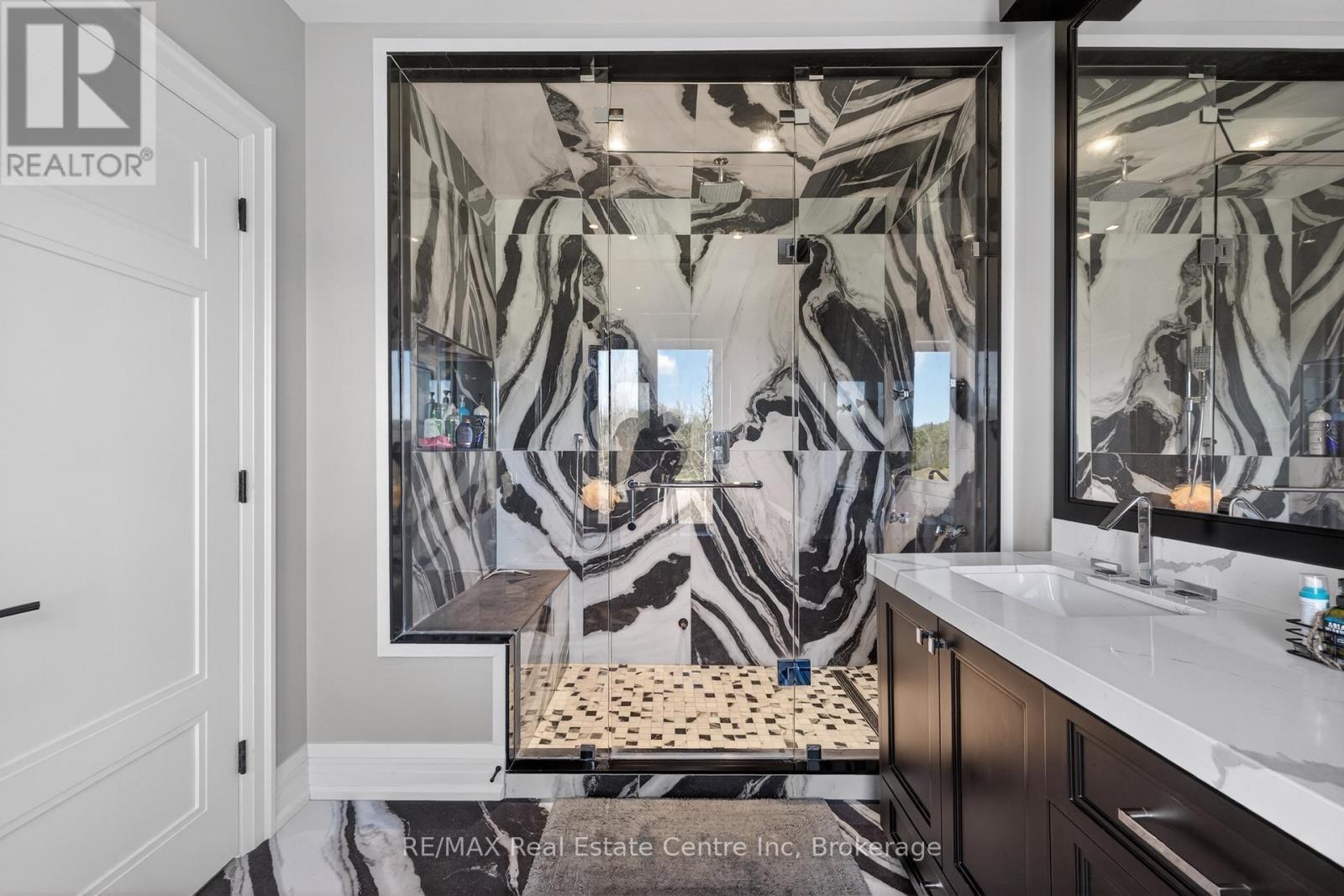 7645 Maltby Road E, Puslinch, Ontario N0B 2J0 - Photo 39 - X12994626