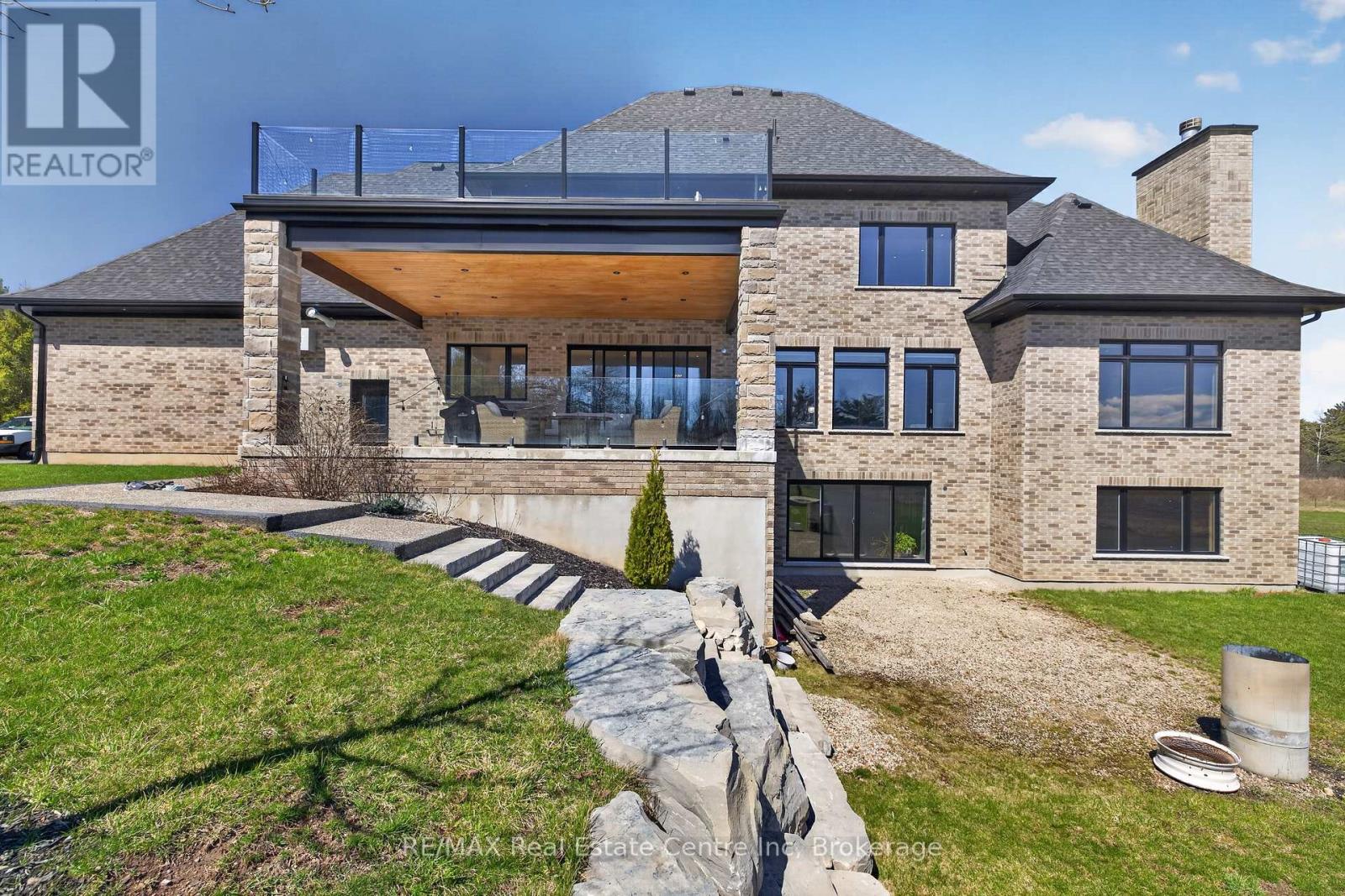 7645 Maltby Road E, Puslinch, Ontario N0B 2J0 - Photo 45 - X12994626