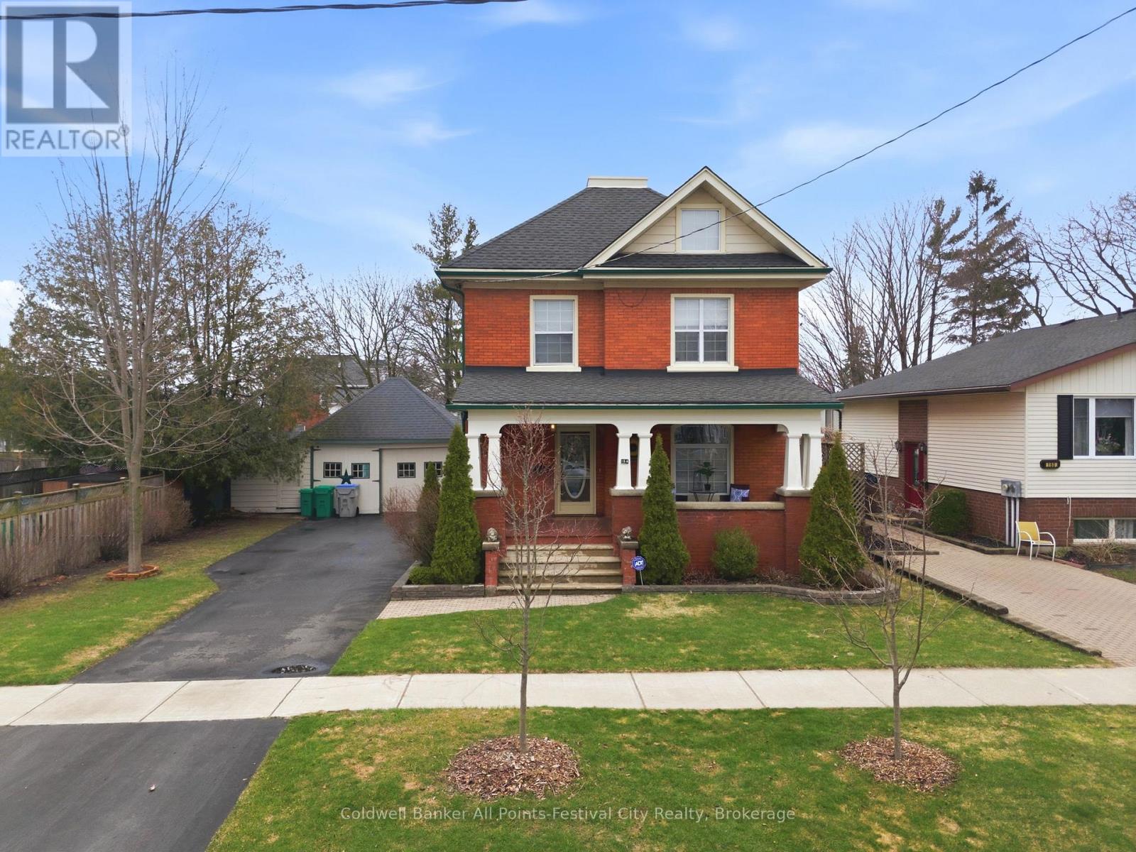 164 PALMERSTON STREET, Goderich, Ontario