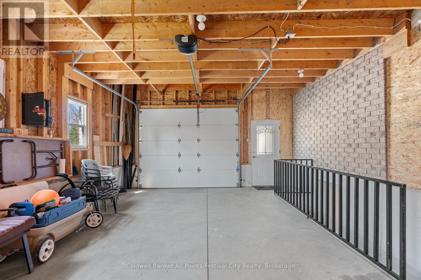 207 Birch Crescent, Huron-Kinloss, Ontario  N0G 2R0 - Photo 38 - X12994730