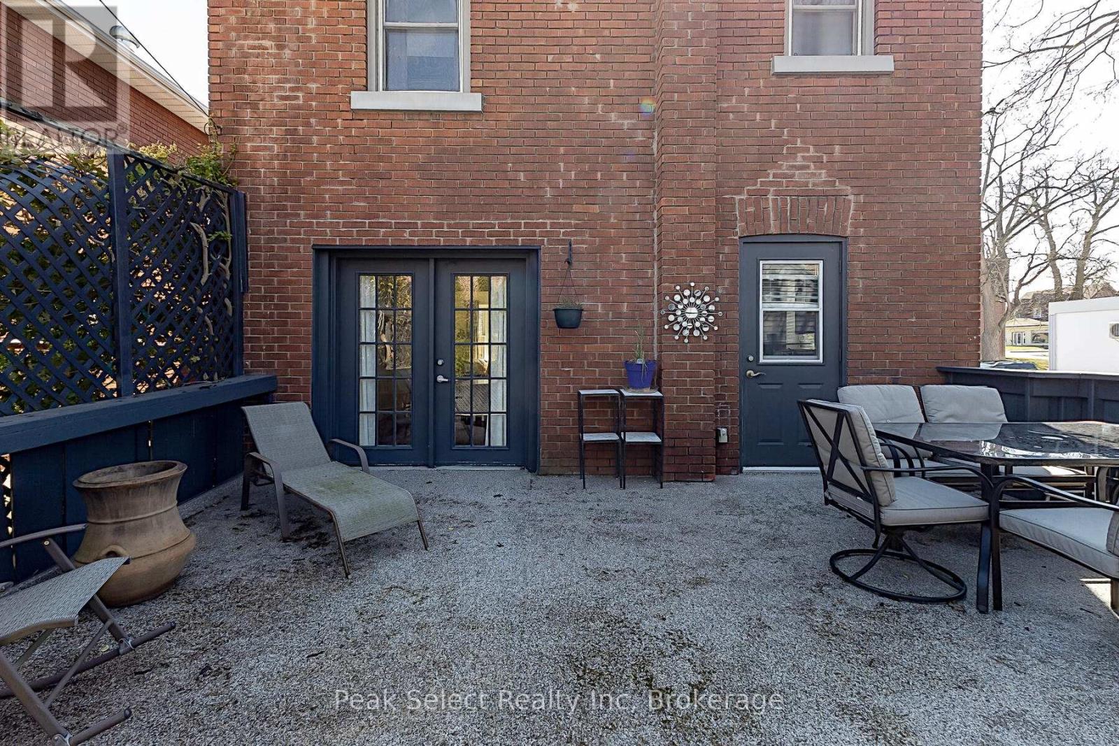 14 Rebecca Street, Stratford, Ontario  N5A 3P1 - Photo 29 - X12994772