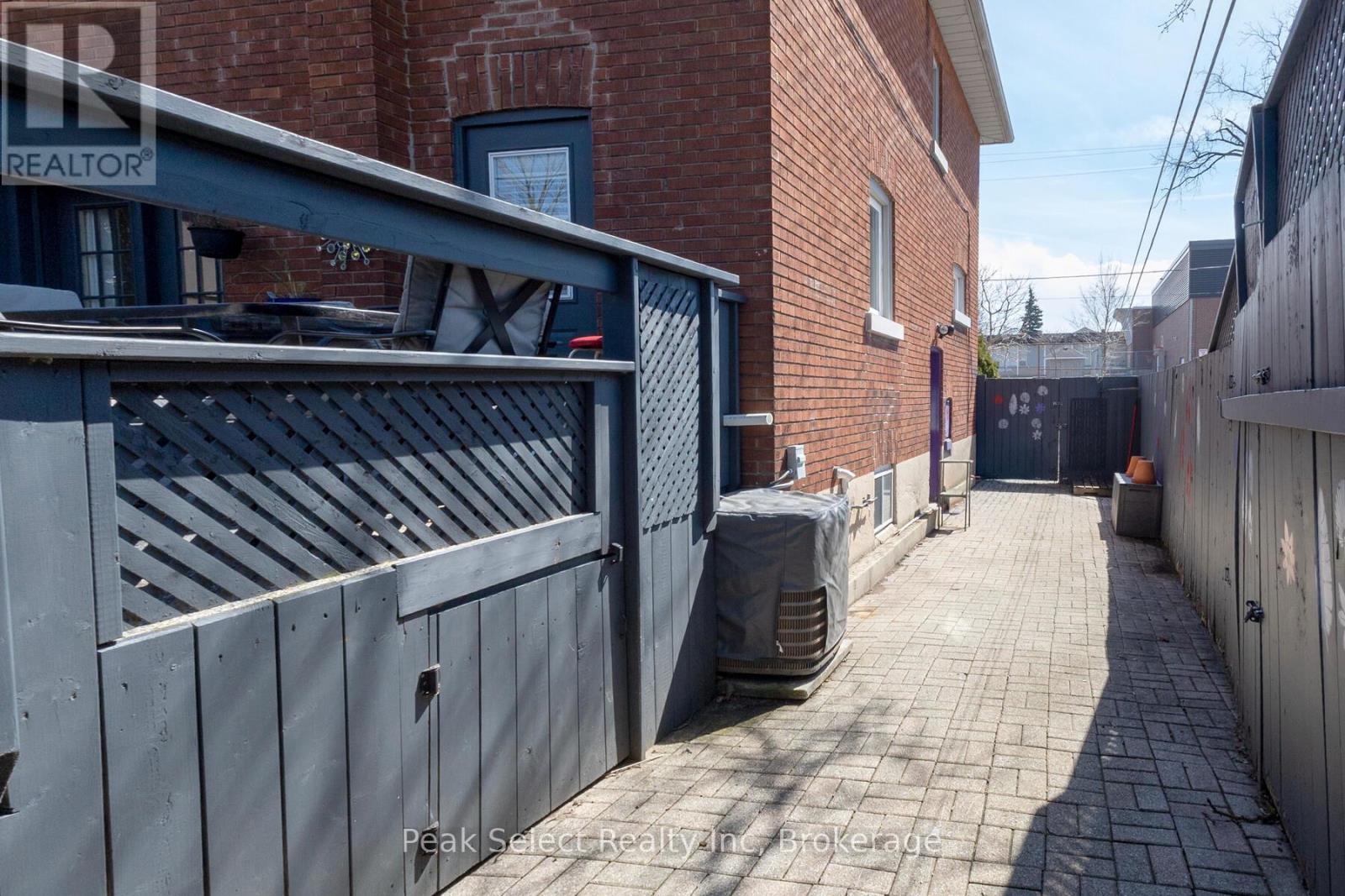 14 Rebecca Street, Stratford, Ontario  N5A 3P1 - Photo 33 - X12994772