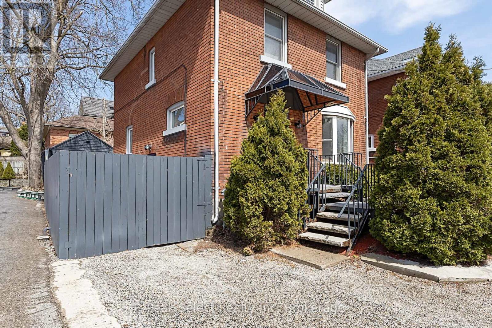 14 Rebecca Street, Stratford, Ontario  N5A 3P1 - Photo 4 - X12994772