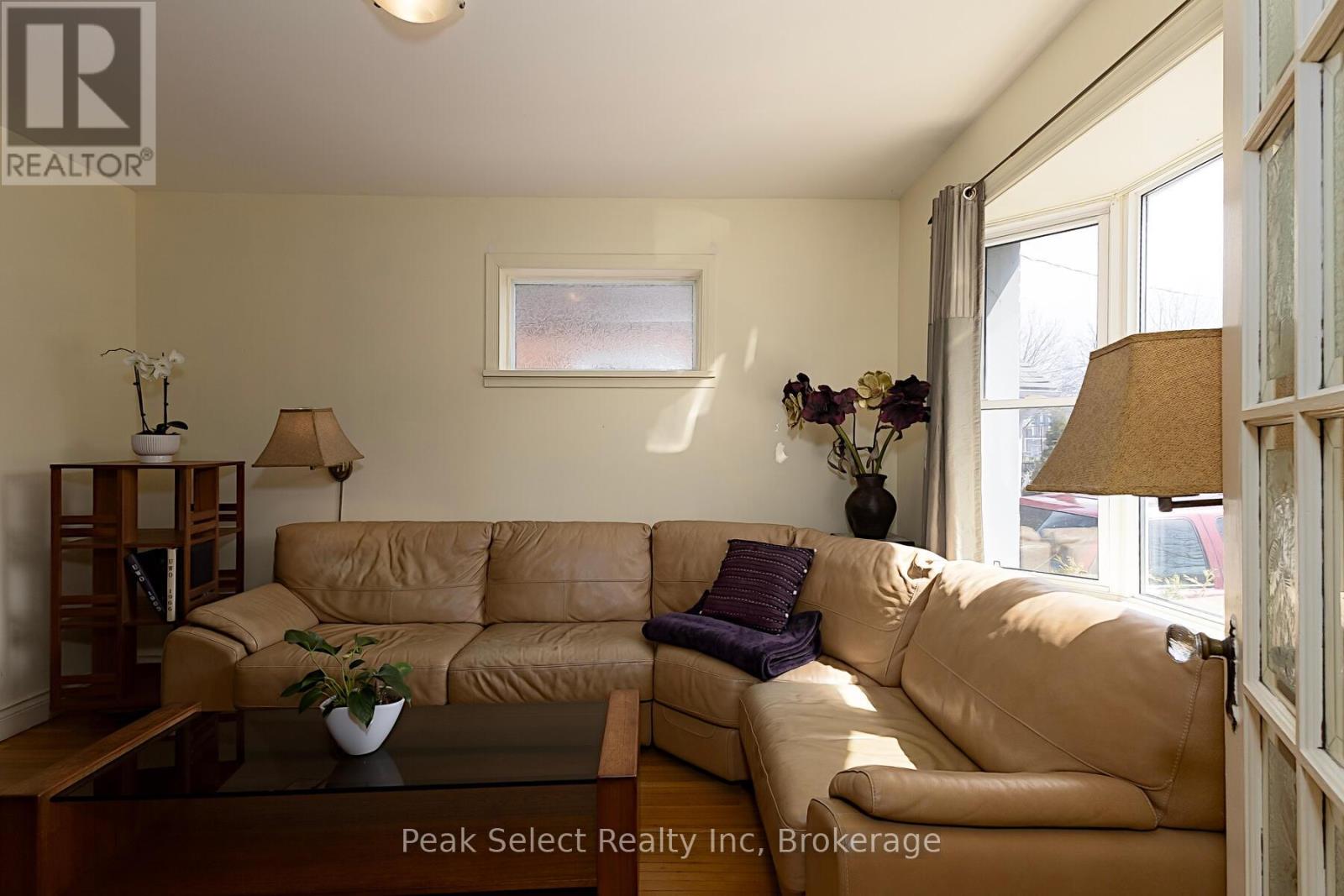 14 Rebecca Street, Stratford, Ontario  N5A 3P1 - Photo 9 - X12994772