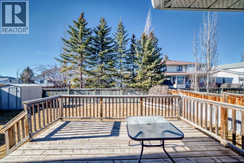 32 West Mackay Crescent, Cochrane, Alberta  T4C 1J9 - Photo 16 - A2285019