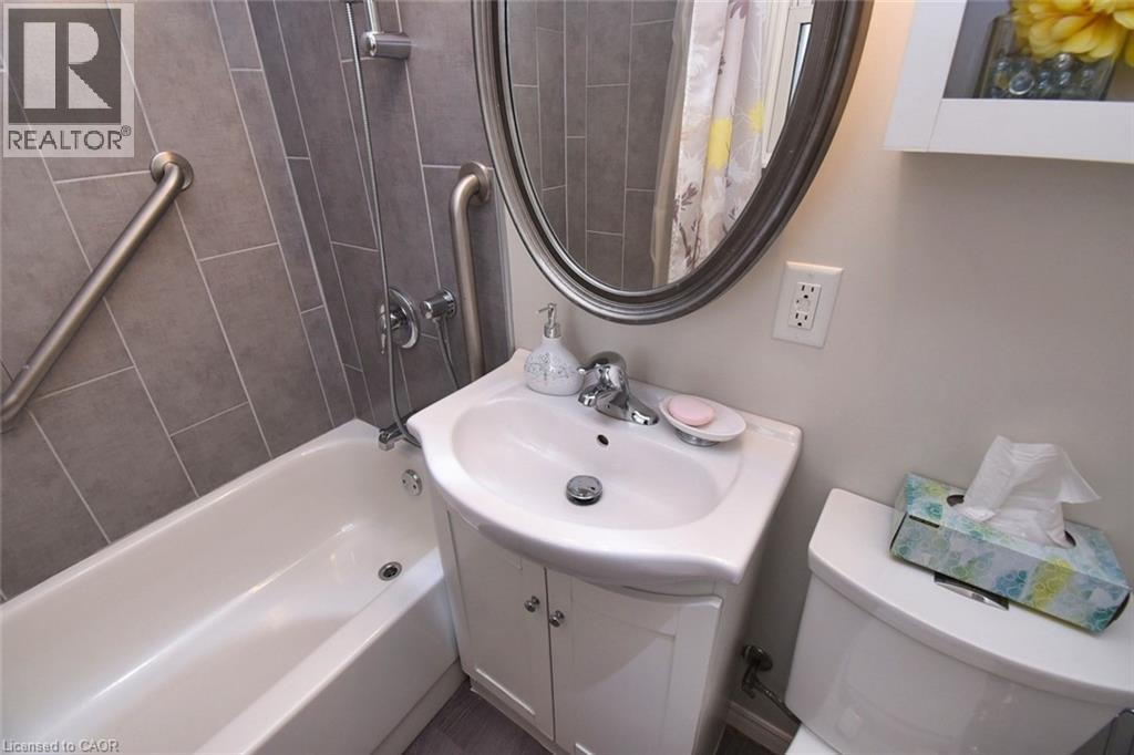 180 Adair Avenue N, Hamilton, Ontario  L8H 6A9 - Photo 26 - 40795959