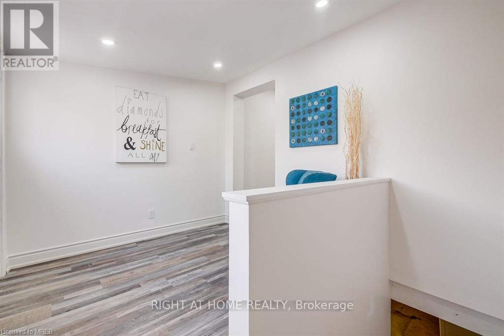 120 Tisdale Street N, Hamilton, Ontario  L8L 5M6 - Photo 32 - X12902766