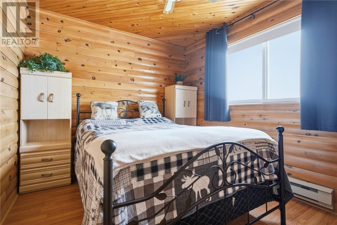 26 Presqu'ile Road, Verner, Ontario  P0H 2M0 - Photo 14 - 2127100