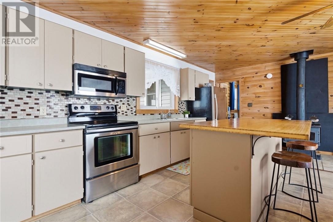 26 Presqu'ile Road, Verner, Ontario  P0H 2M0 - Photo 9 - 2127100