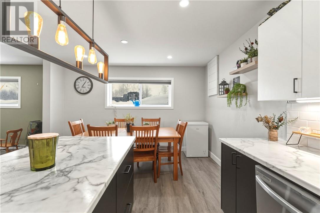 3485-3487 Keith Avenue, Chelmsford, Ontario  P0M 1L0 - Photo 18 - 2127051