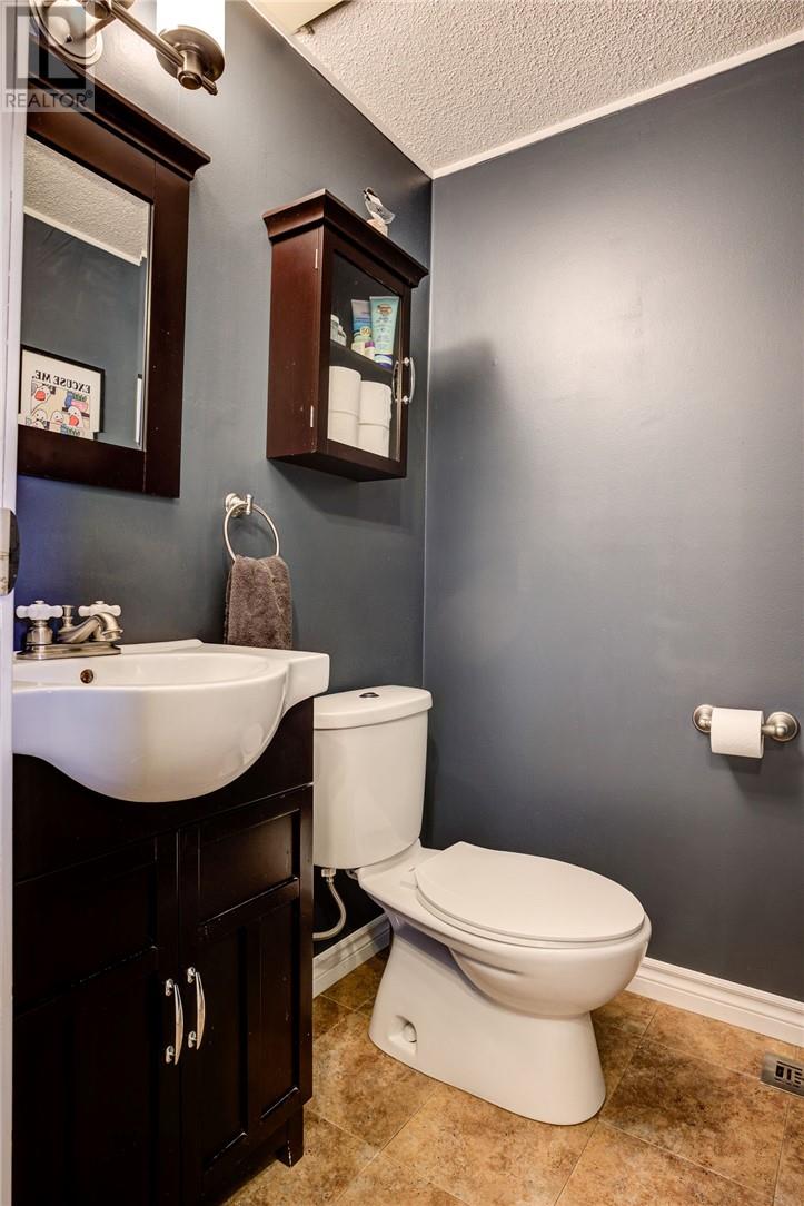 2079 Hebert Street, Sudbury, Ontario  P3B 1Z2 - Photo 9 - 2127015