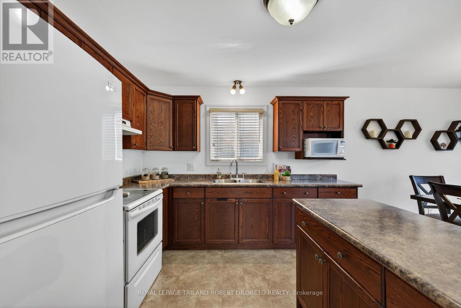 1590 Green Gables Road, London South, Ontario  N6M 0A5 - Photo 15 - X12994780