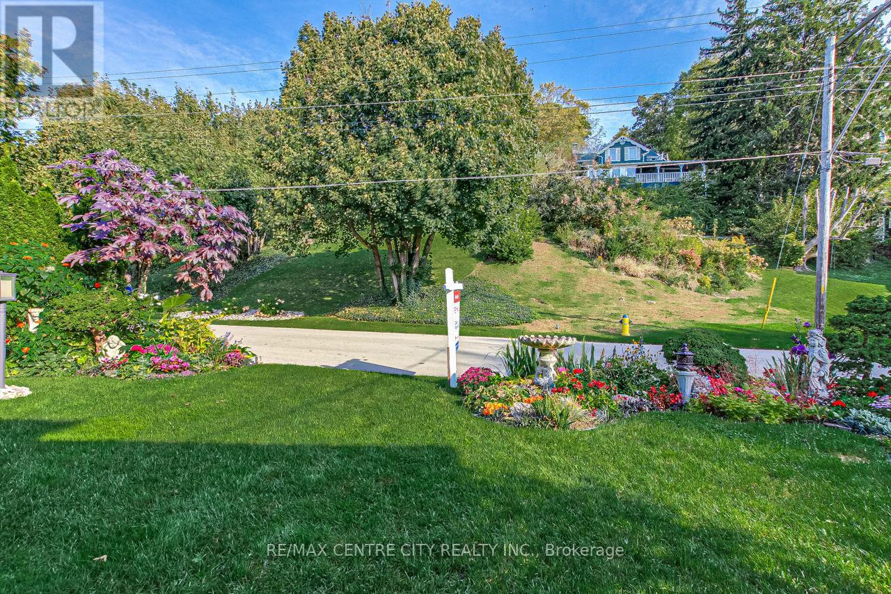 174 Harrison Place, Central Elgin, Ontario  N5L 1A1 - Photo 3 - X12994852