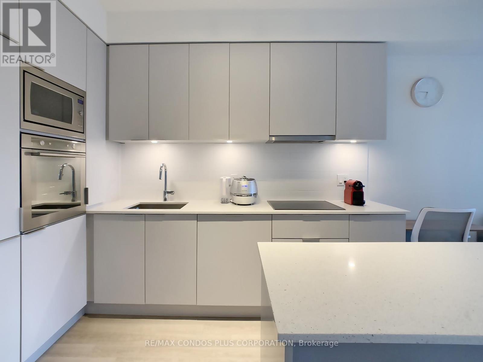 1519 - 576 Front Street W, Toronto, Ontario  M5V 0P8 - Photo 14 - C12994698