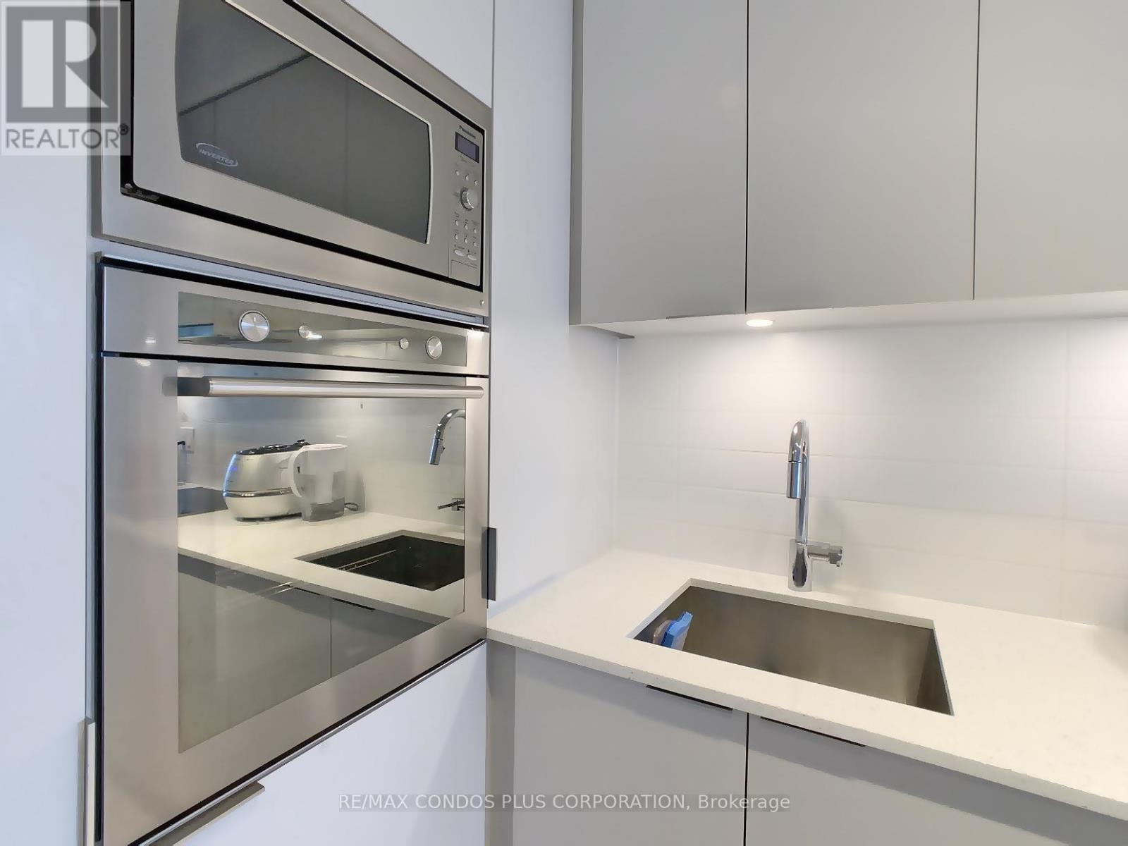 1519 - 576 Front Street W, Toronto, Ontario  M5V 0P8 - Photo 15 - C12994698