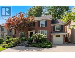 112 MASON BOULEVARD, Toronto, Ontario