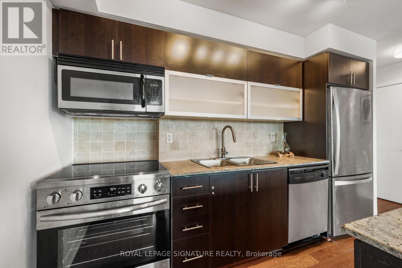 2105 - 80 Western Battery Road, Toronto, Ontario  M6K 3S1 - Photo 14 - C12994748