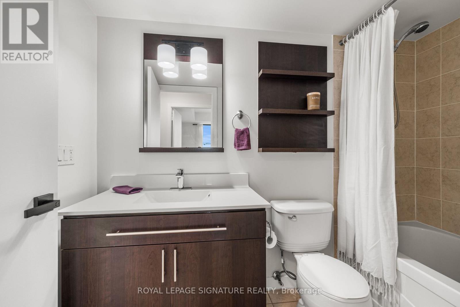 2105 - 80 Western Battery Road, Toronto, Ontario  M6K 3S1 - Photo 20 - C12994748