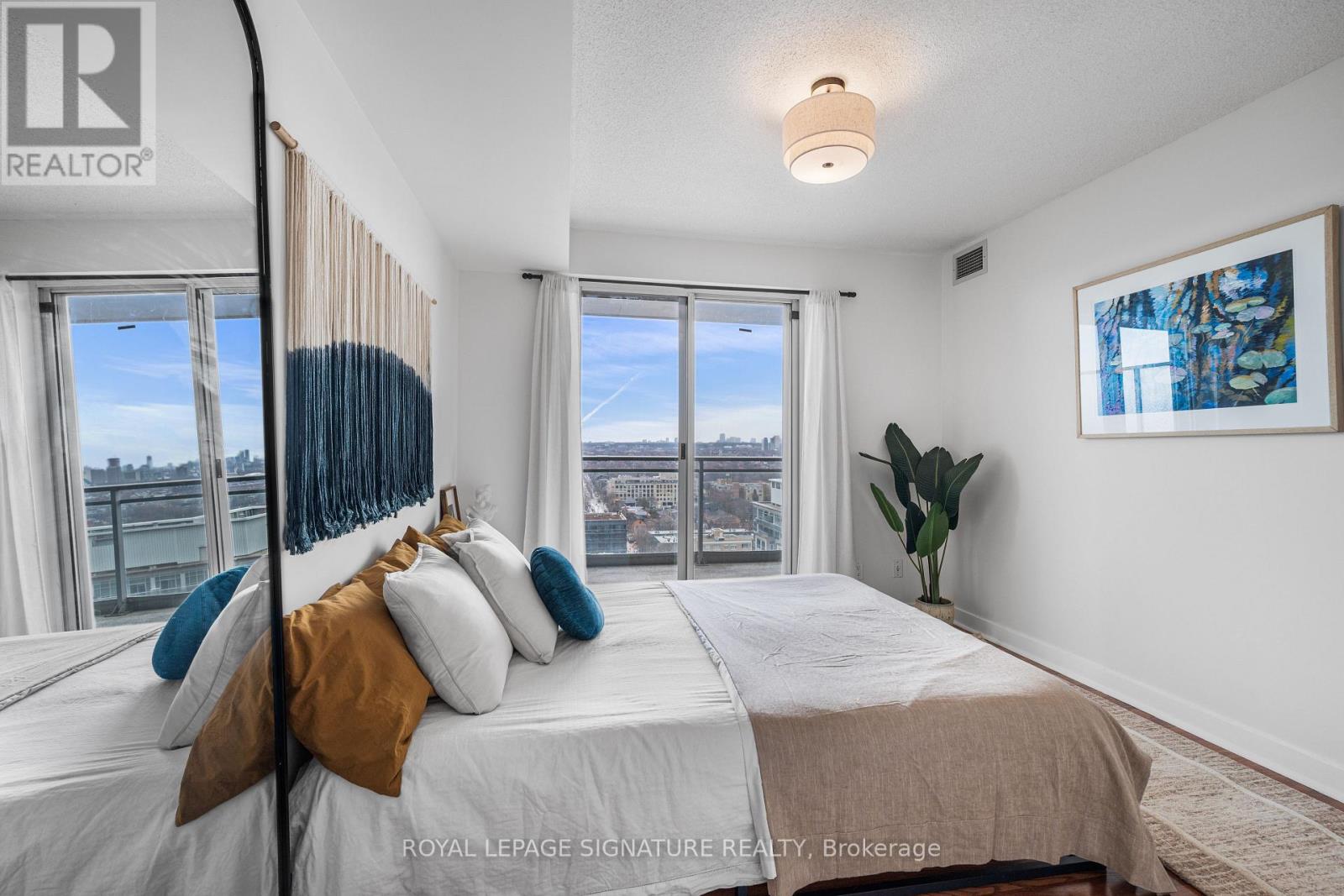 2105 - 80 Western Battery Road, Toronto, Ontario  M6K 3S1 - Photo 22 - C12994748