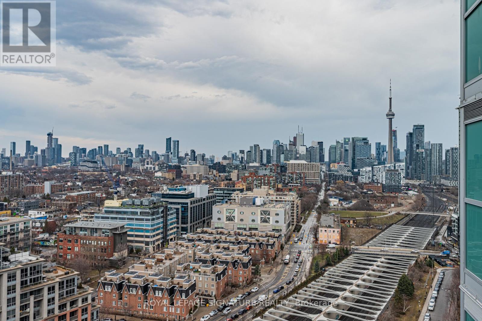 2105 - 80 Western Battery Road, Toronto, Ontario  M6K 3S1 - Photo 30 - C12994748