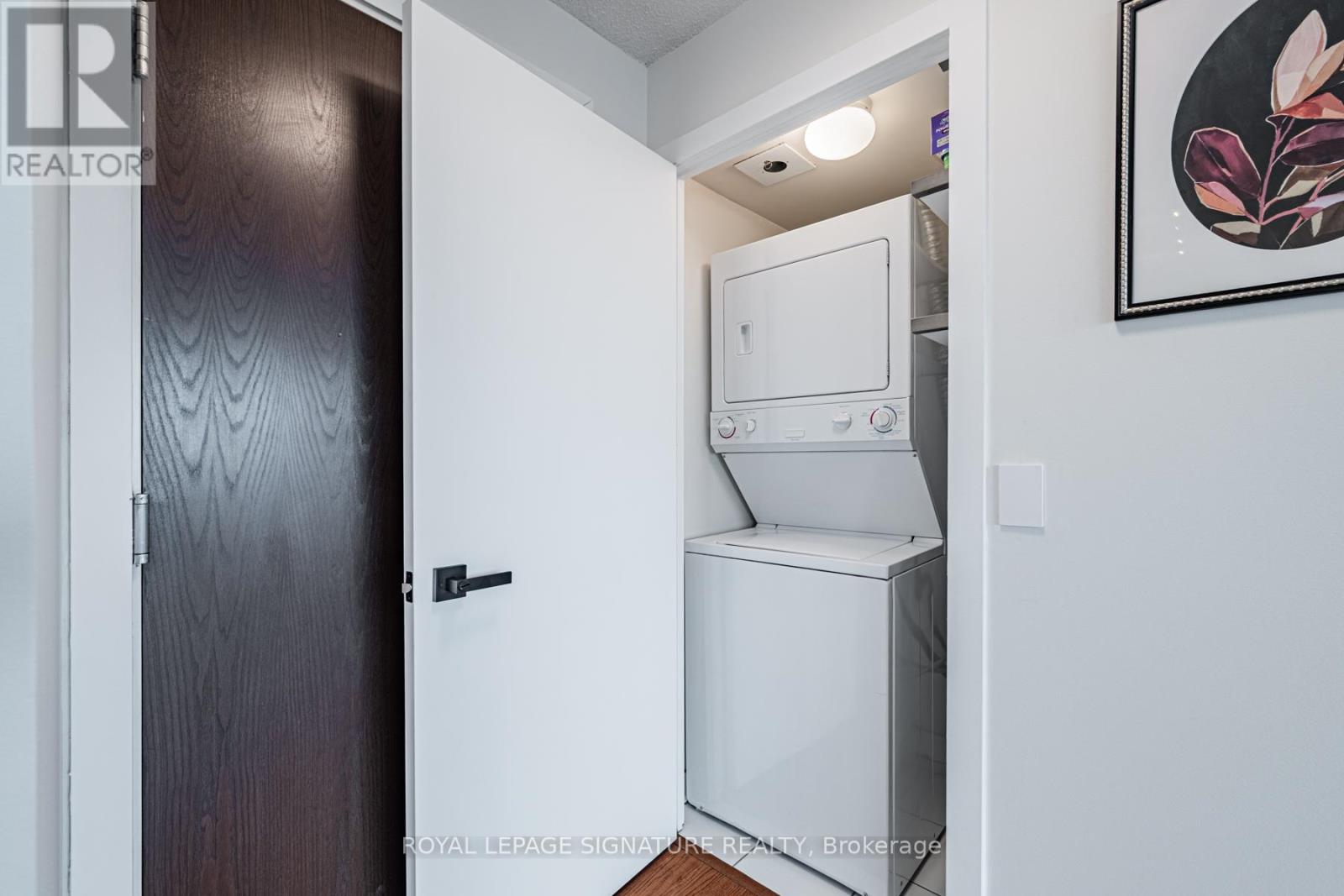 2105 - 80 Western Battery Road, Toronto, Ontario  M6K 3S1 - Photo 5 - C12994748