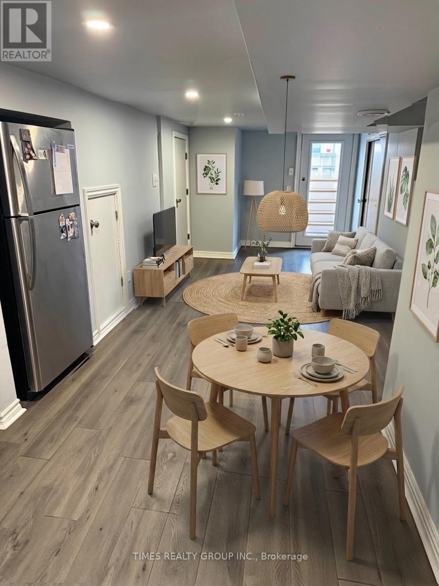 BASEMENT - 194 CONCORD AVENUE, Toronto, Ontario