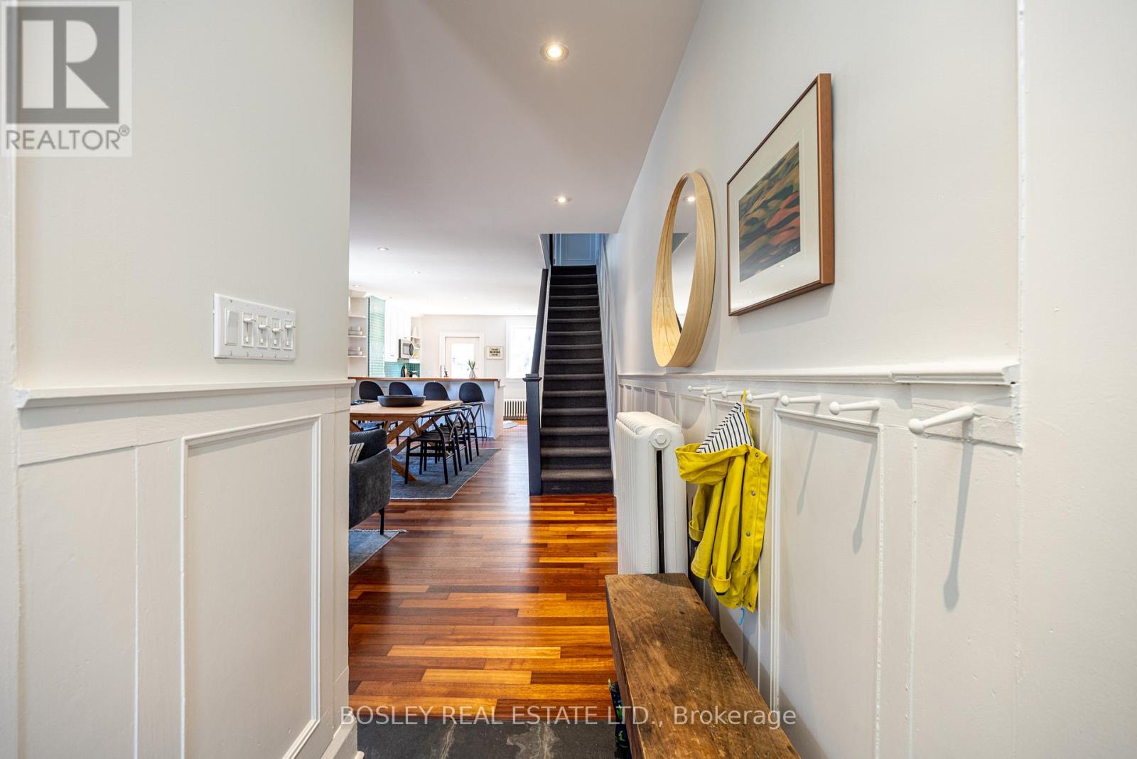 65 Benson Avenue, Toronto, Ontario  M6G 2H7 - Photo 3 - C12994808