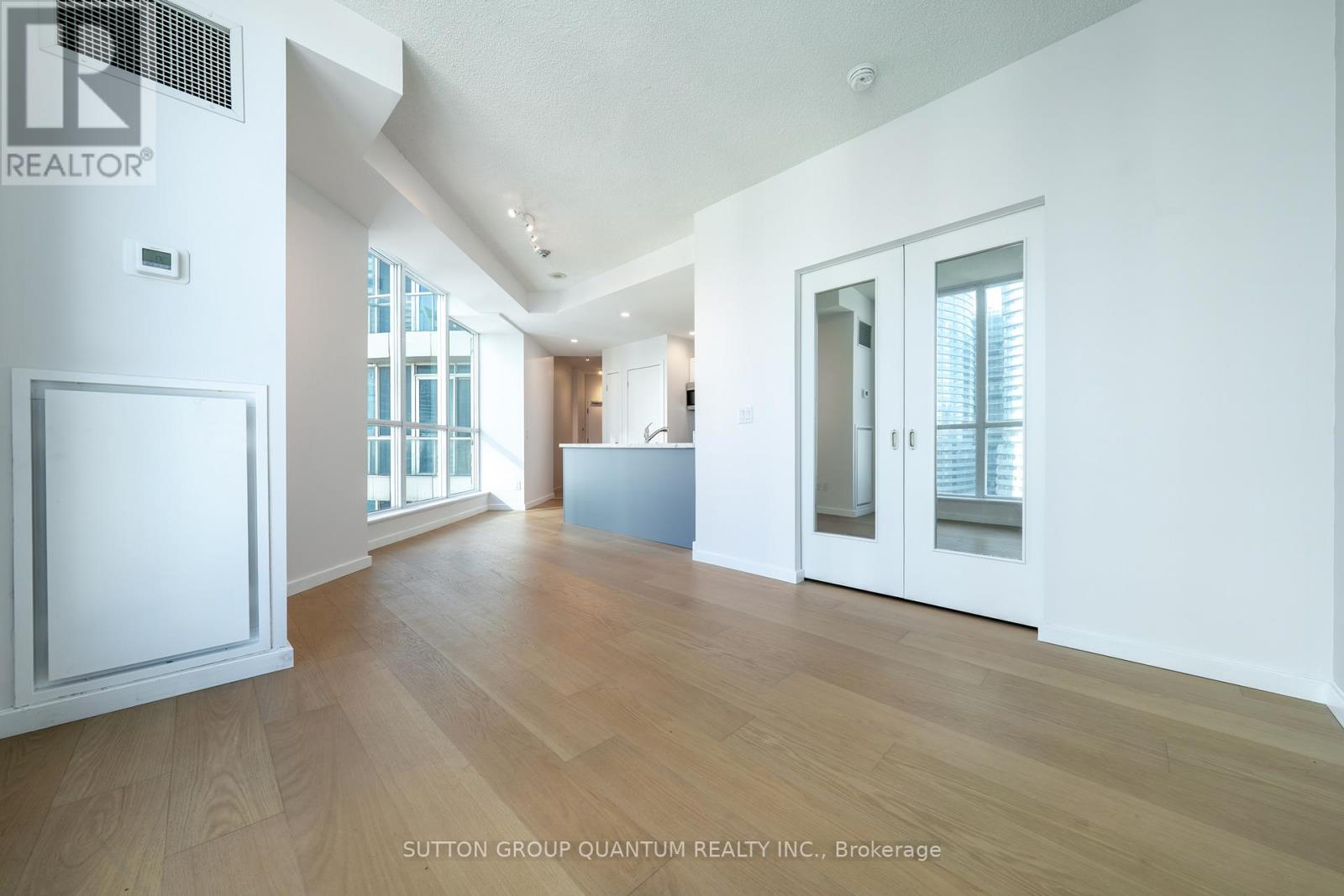 3512 - 208 Queens Quay W, Toronto, Ontario  M5J 2Y5 - Photo 15 - C12994842