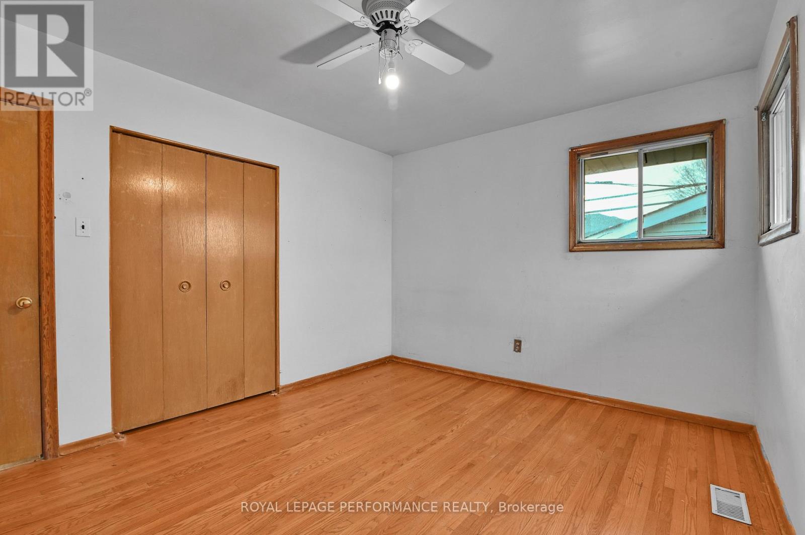 759 Pleasant Park Road, Ottawa, Ontario K1G 1Y5 - Photo 13 - X12994616