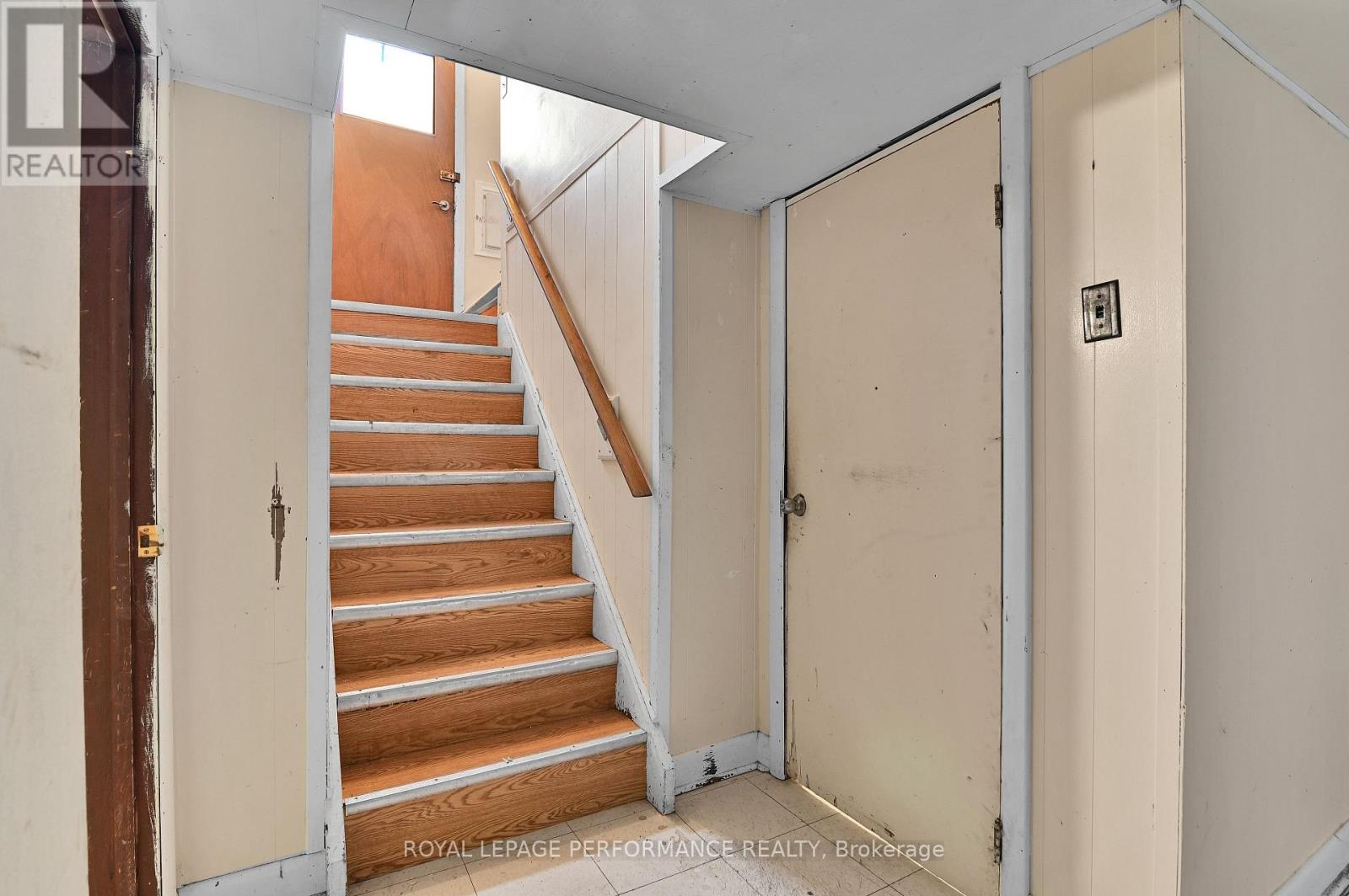 759 Pleasant Park Road, Ottawa, Ontario K1G 1Y5 - Photo 17 - X12994616