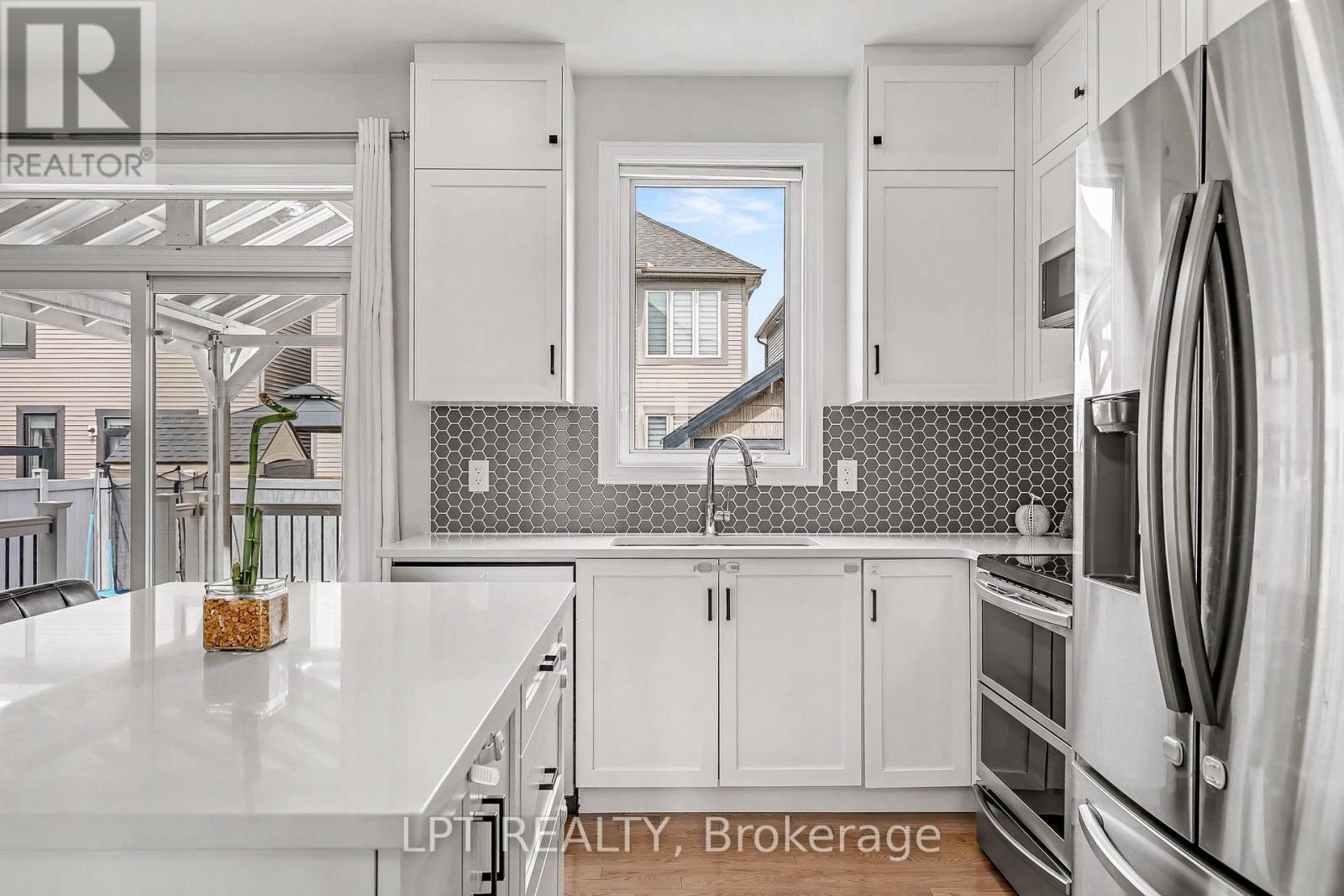 730 Perseus Avenue, Ottawa, Ontario K2J 6V8 - Photo 9 - X12994622