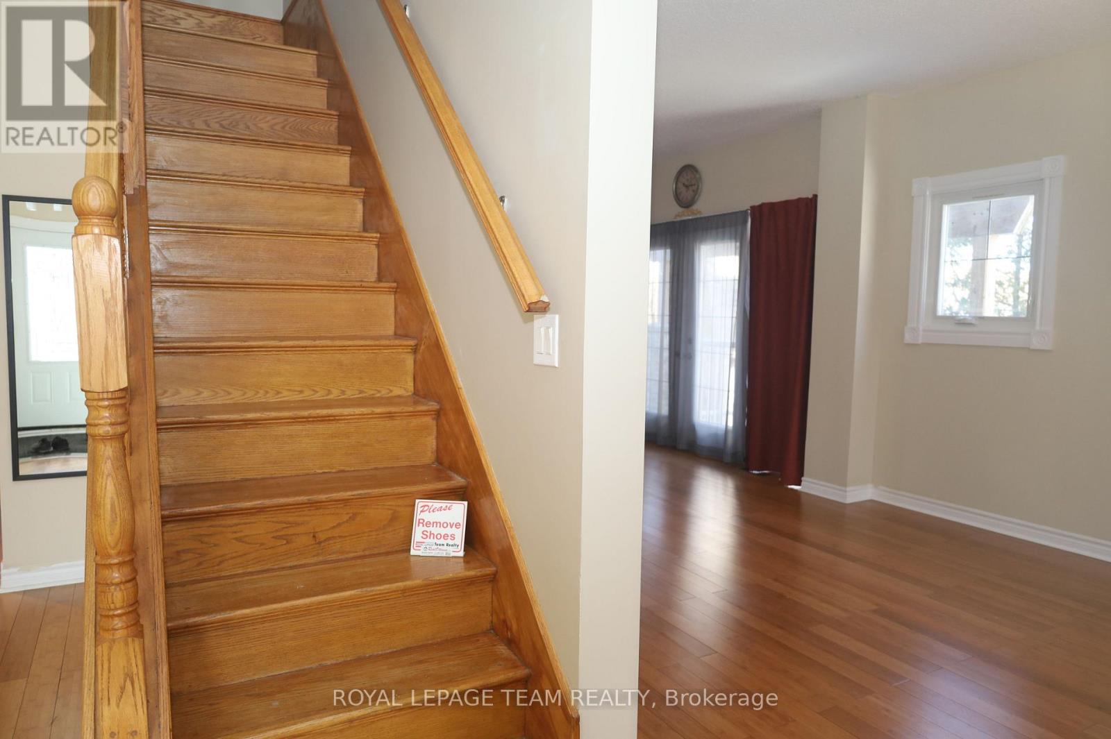 2194 Niagara Drive S, Ottawa, Ontario K1H 6L2 - Photo 11 - X12994642