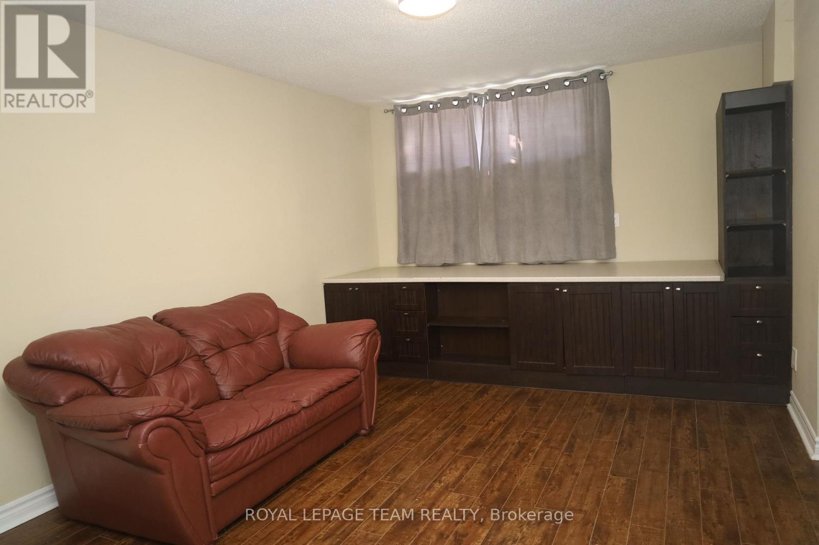 2194 Niagara Drive S, Ottawa, Ontario K1H 6L2 - Photo 30 - X12994642