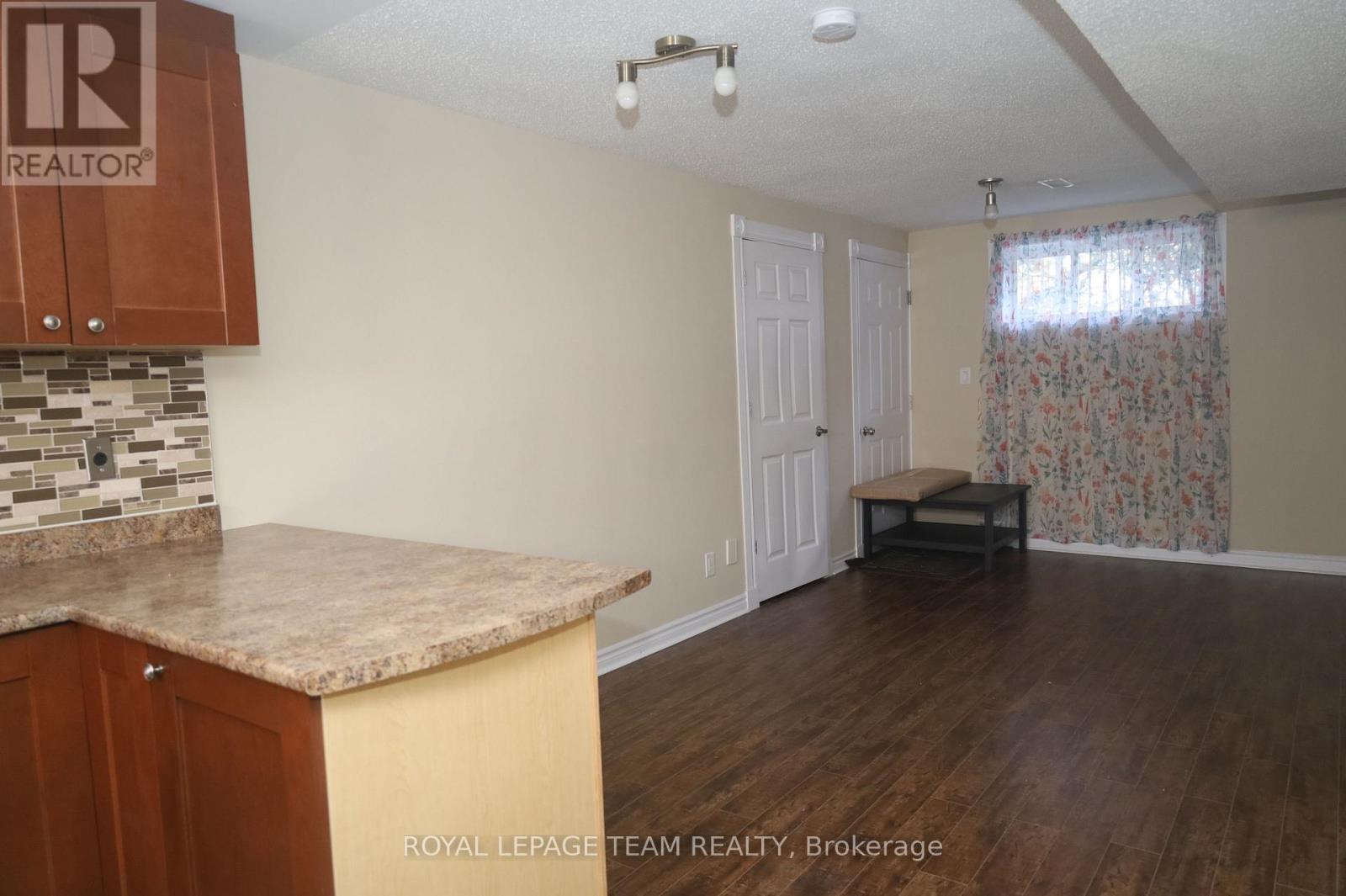 2194 Niagara Drive S, Ottawa, Ontario K1H 6L2 - Photo 36 - X12994642