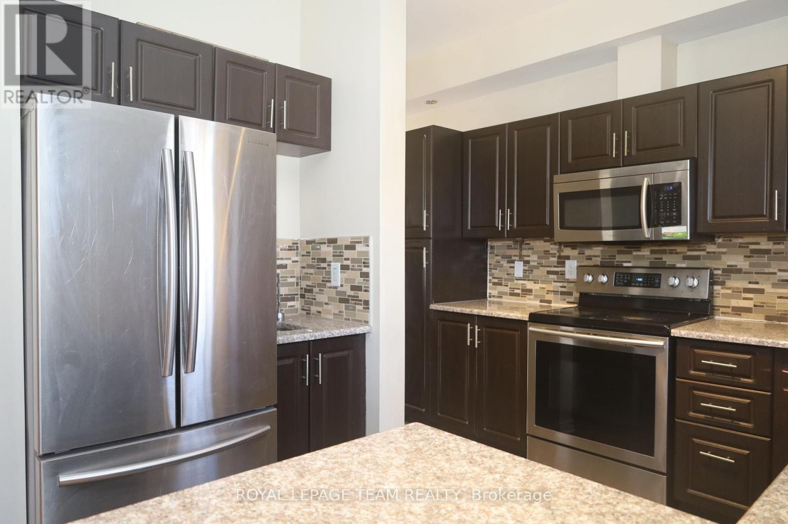 2194 Niagara Drive S, Ottawa, Ontario K1H 6L2 - Photo 7 - X12994642