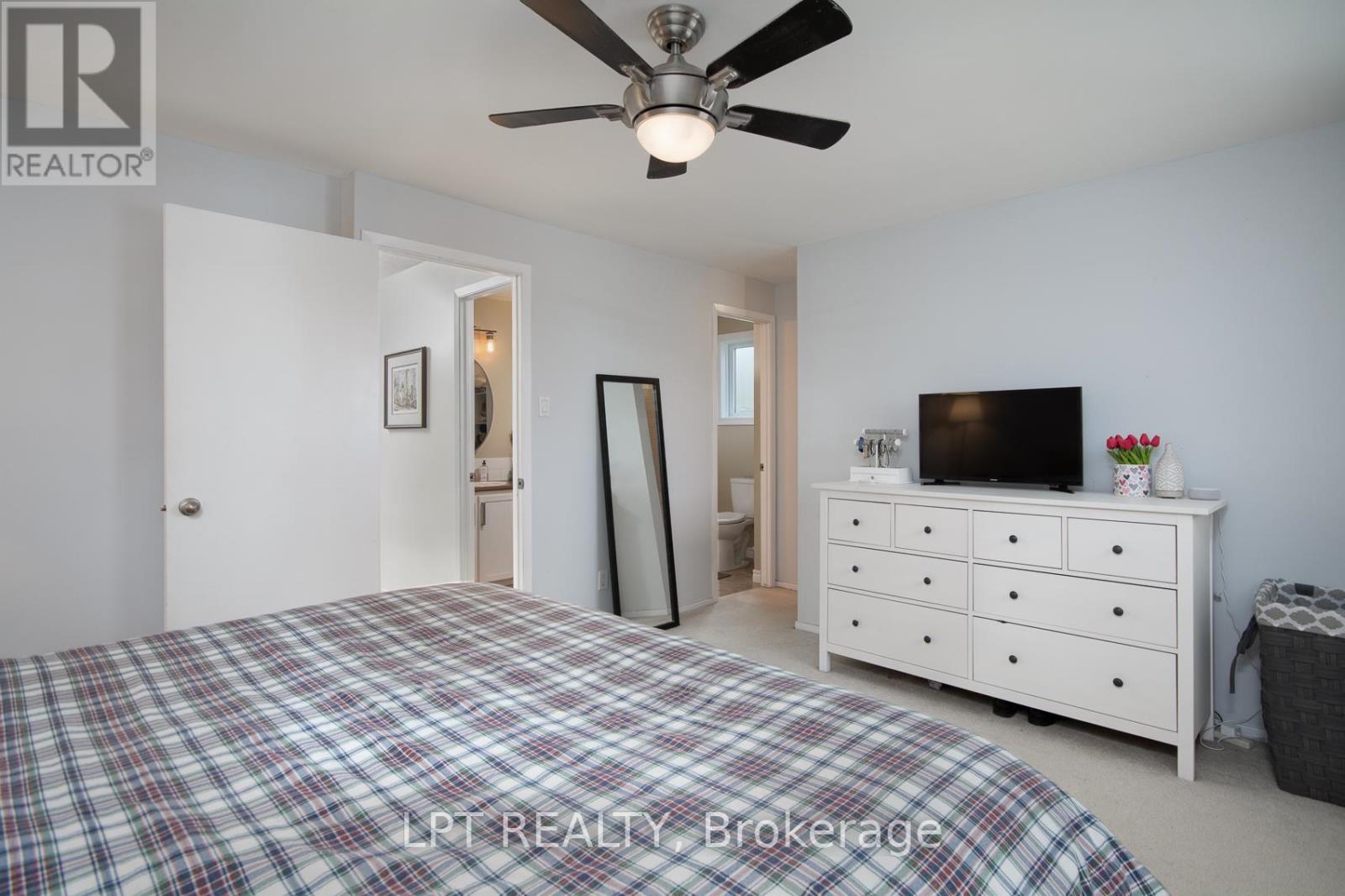 7 Fable Street, Ottawa, Ontario  K2J 2C9 - Photo 21 - X12994684